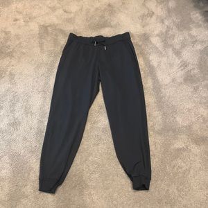 Lululemon Joggers, ca 35801